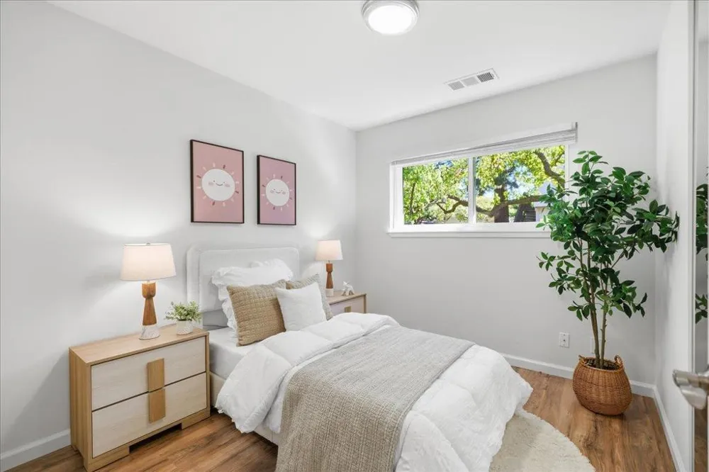 98 Flynn Avenue #A Mountain View, CA 94043