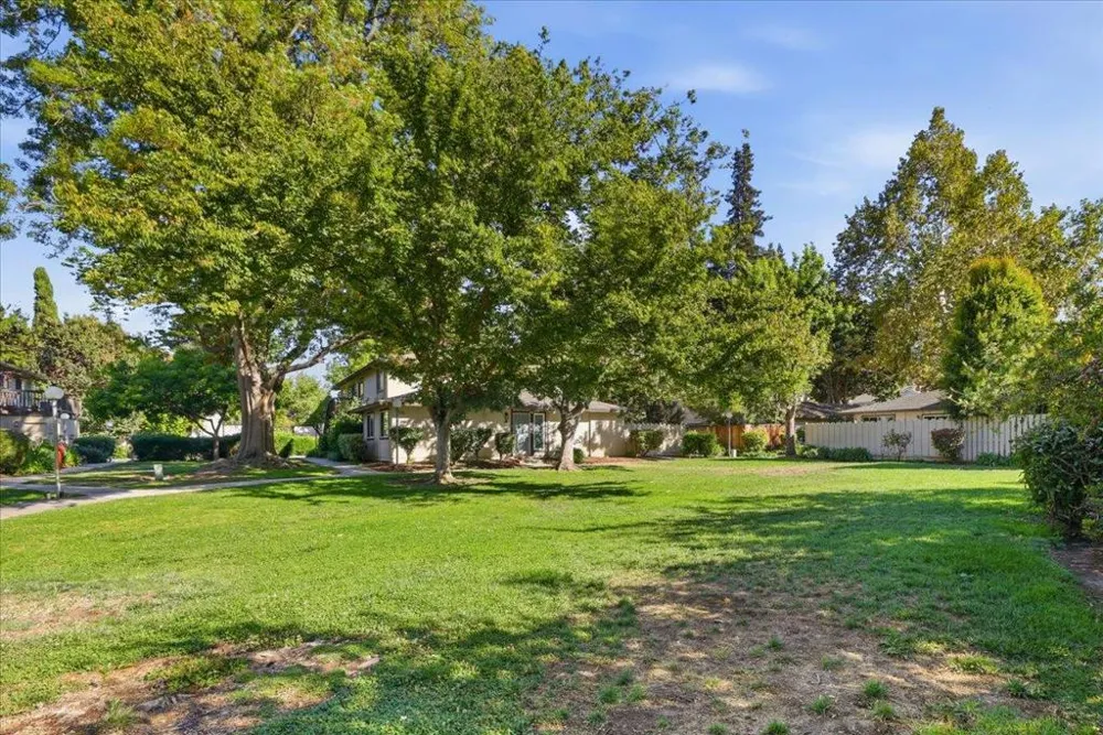 98 Flynn Avenue #A Mountain View, CA 94043