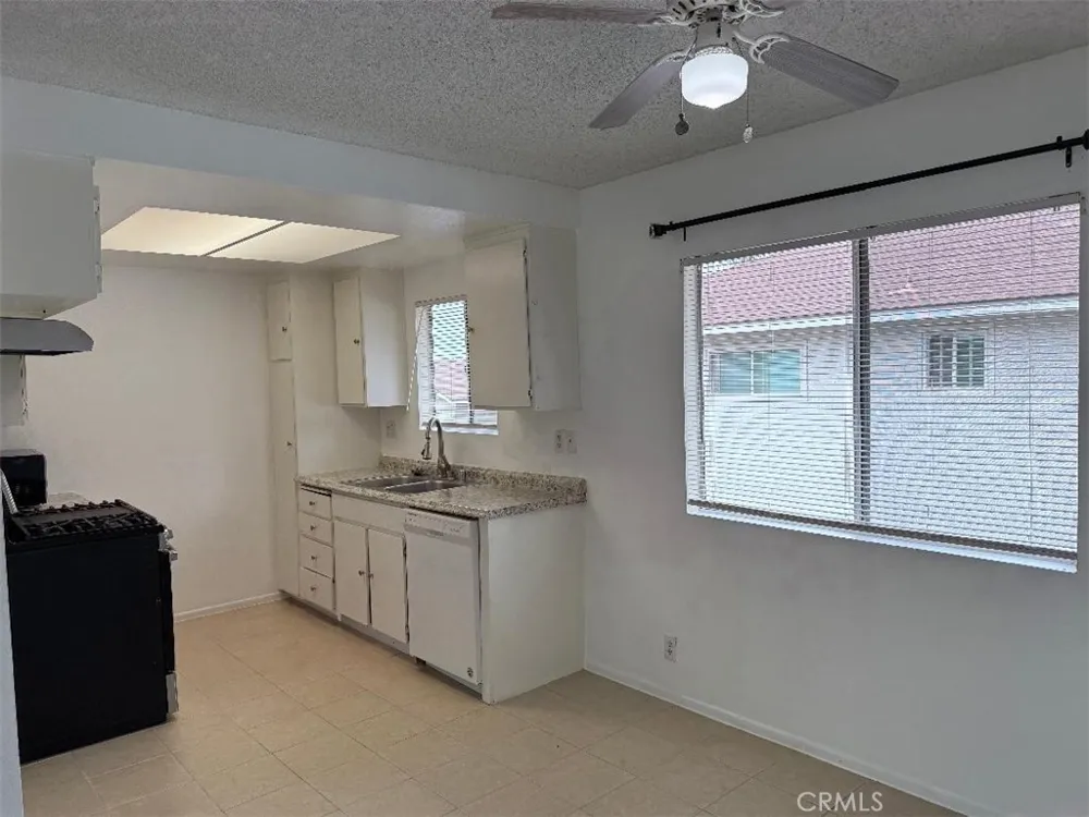 254 W Grove Street #4 Pomona, CA 91767