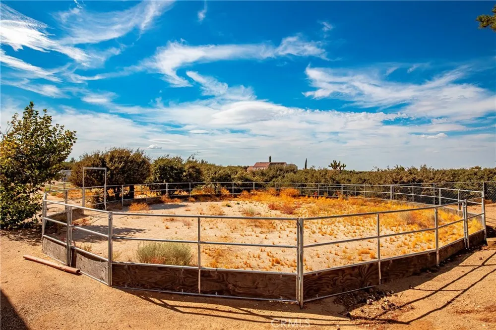 9222 Rattlesnake Phelan, CA 92371