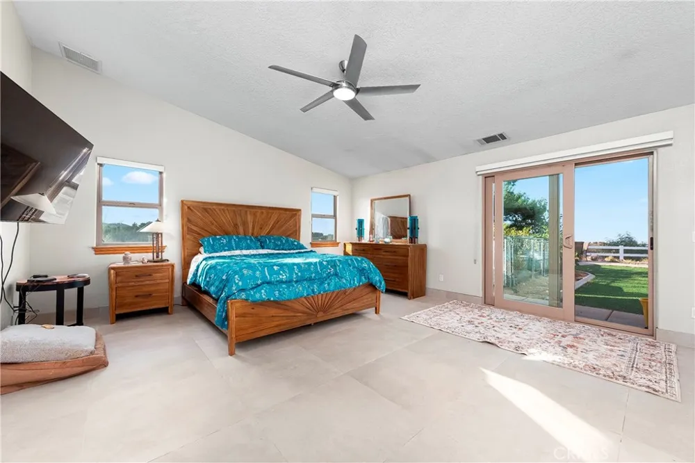 9222 Rattlesnake Phelan, CA 92371