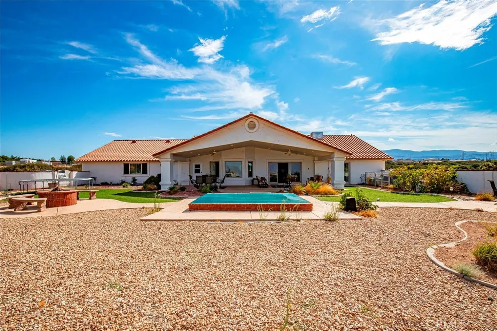 9222 Rattlesnake Phelan, CA 92371