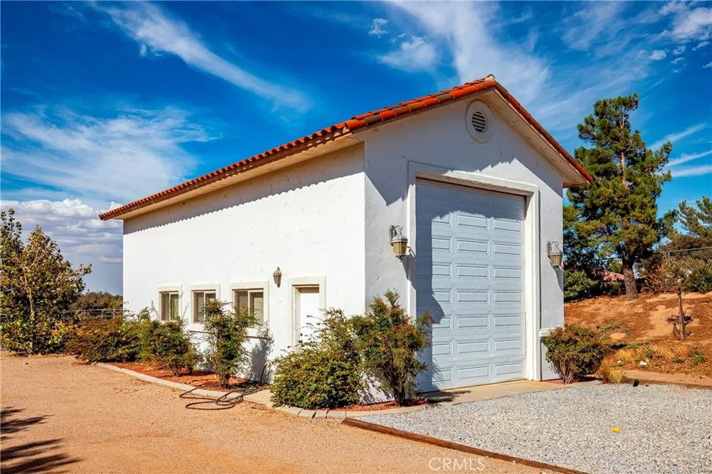 9222 Rattlesnake Phelan, CA 92371