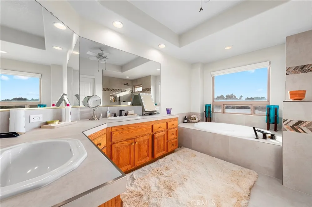 9222 Rattlesnake Phelan, CA 92371