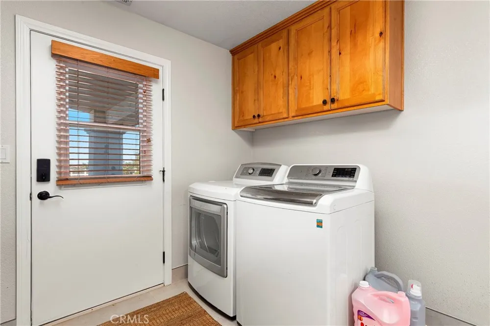 9222 Rattlesnake Phelan, CA 92371