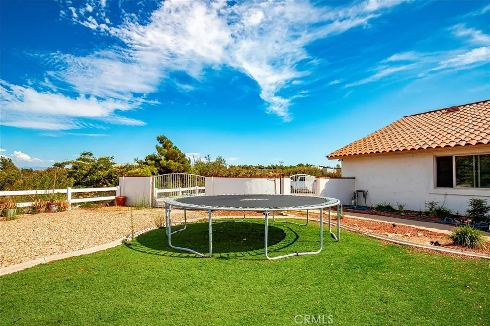 9222 Rattlesnake Phelan, CA 92371