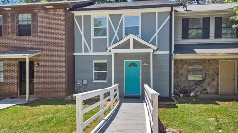 5758 Old Gordon Road