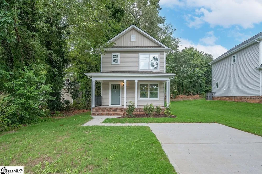 674 Saxon Avenue Spartanburg, SC 29301