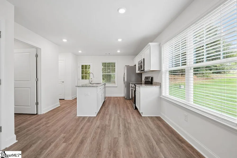 674 Saxon Avenue Spartanburg, SC 29301