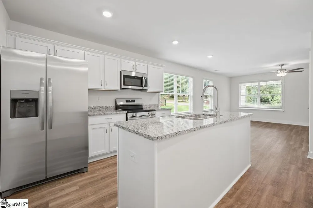 674 Saxon Avenue Spartanburg, SC 29301