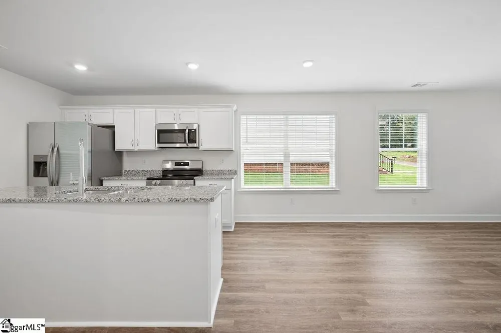674 Saxon Avenue Spartanburg, SC 29301