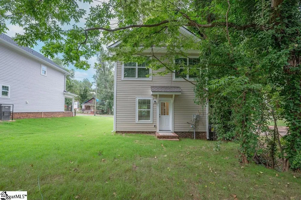 674 Saxon Avenue Spartanburg, SC 29301