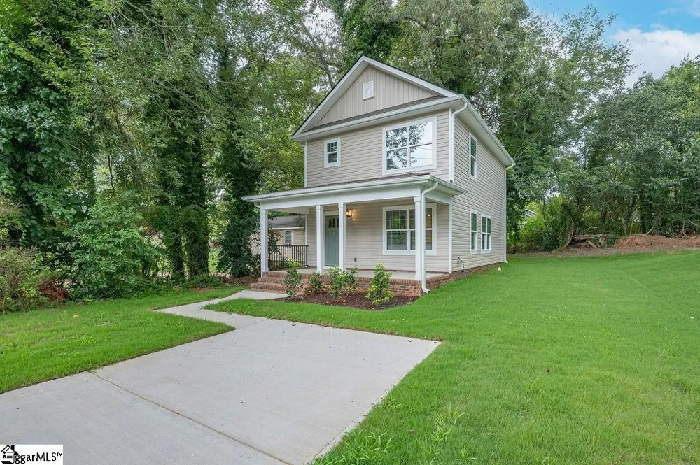 674 Saxon Avenue Spartanburg, SC 29301
