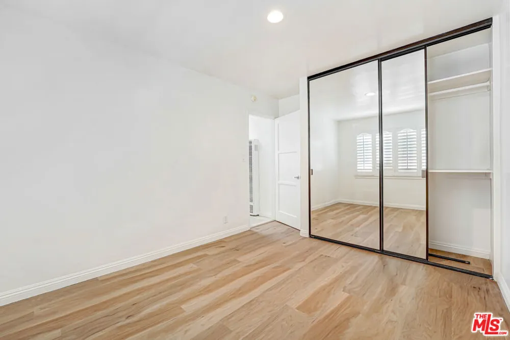 2227 Montana Avenue Santa Monica, CA 90403
