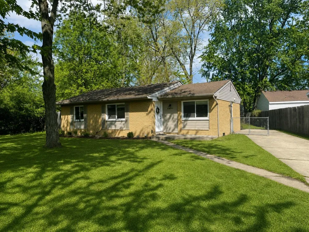 41900 Arthur Street Belleville, MI 48111