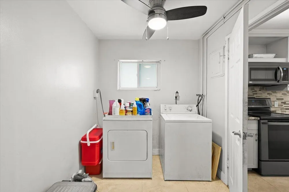 508 NE 2ND TERRACE Deerfield Beach, FL 33441