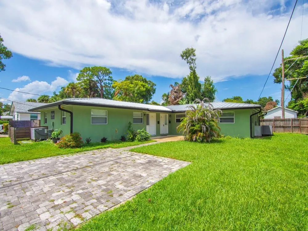 2036 19TH STREET ##3 Vero Beach, FL 32960