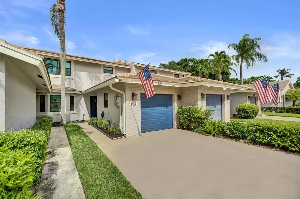 665 Deer Creek North Shore Drive Deerfield Beach, FL 33442