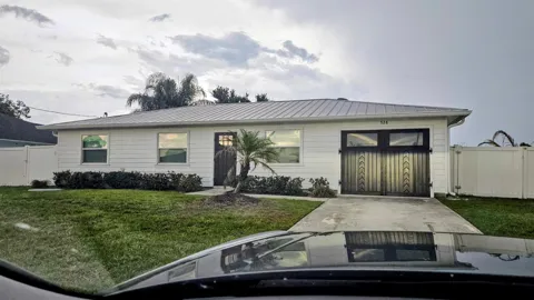 528 SW RYAN AVENUE