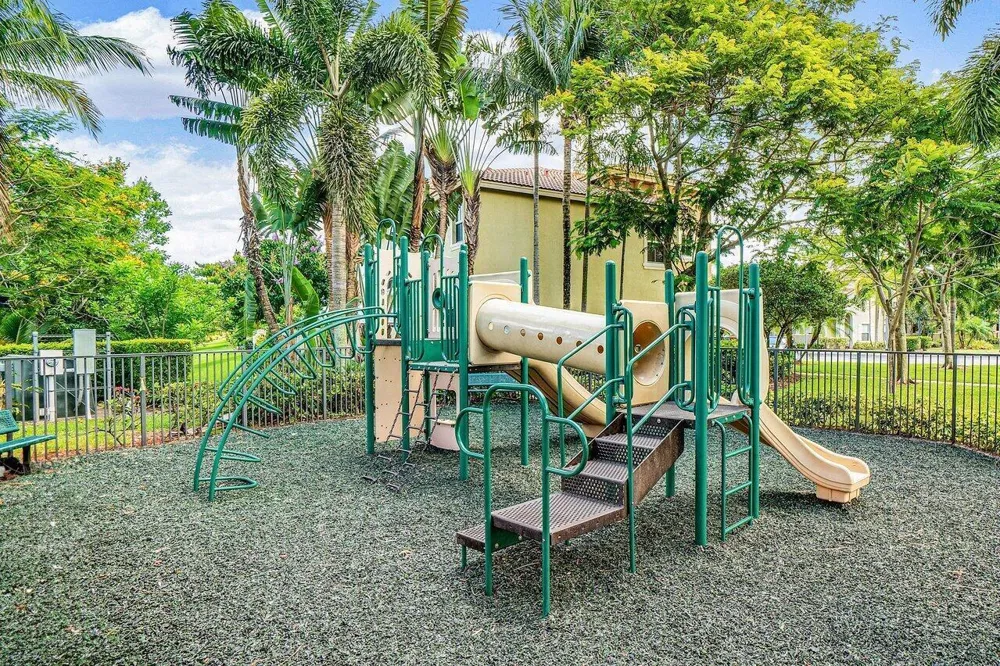 406 Lake Monterey Circle Boynton Beach, FL 33426