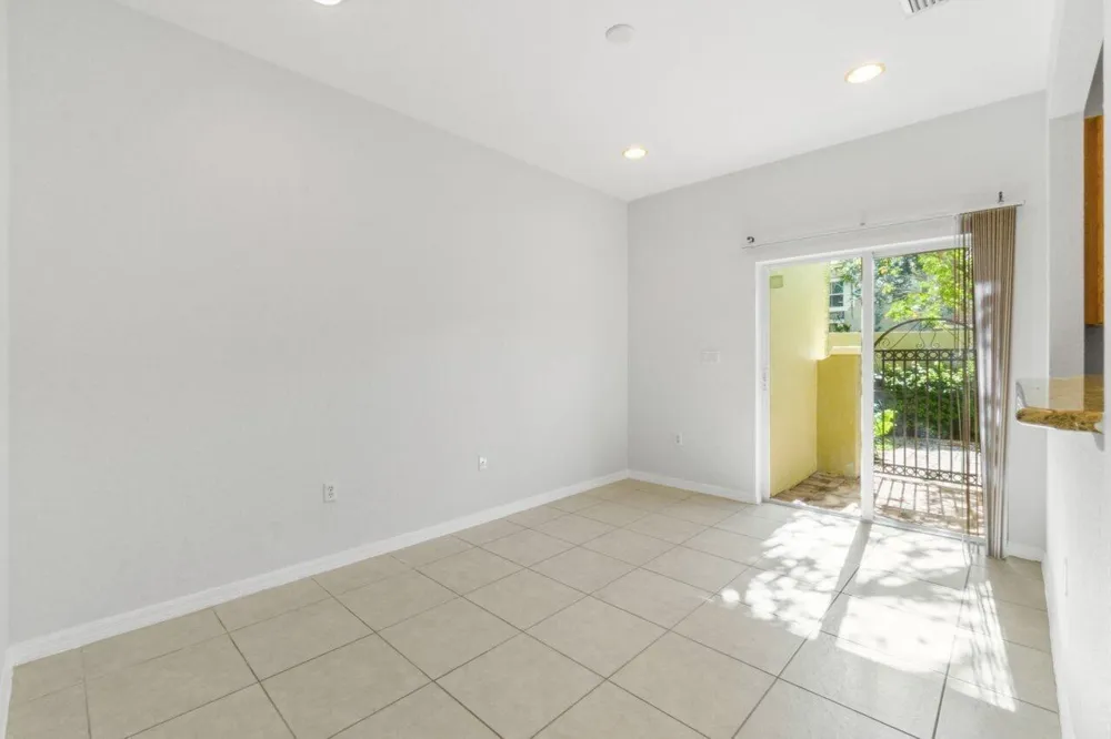 406 Lake Monterey Circle Boynton Beach, FL 33426