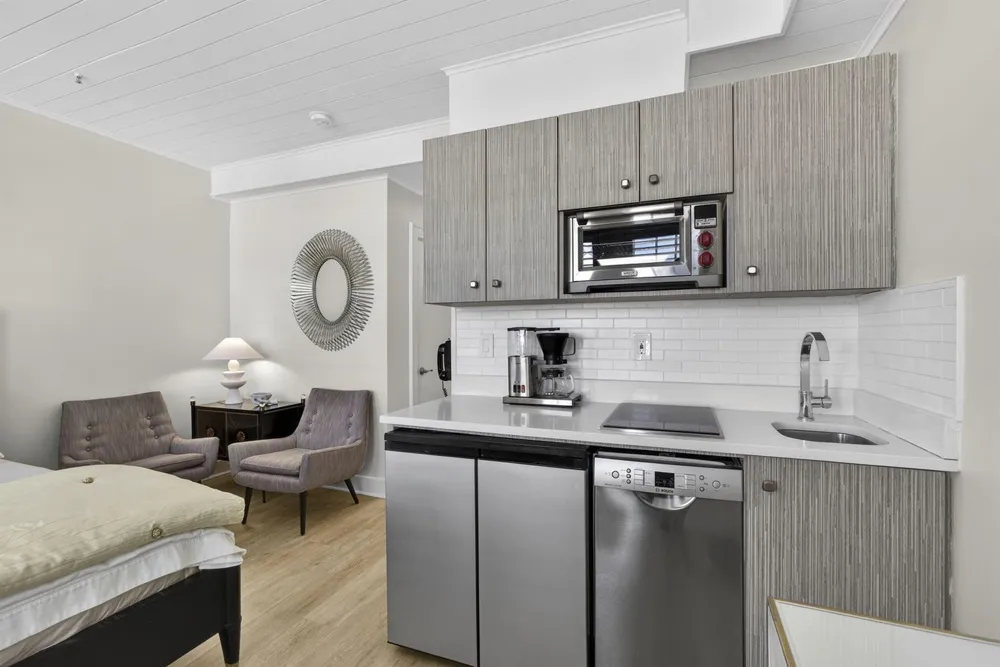 235 SUNRISE AVENUE #3044 Palm Beach, FL 33480