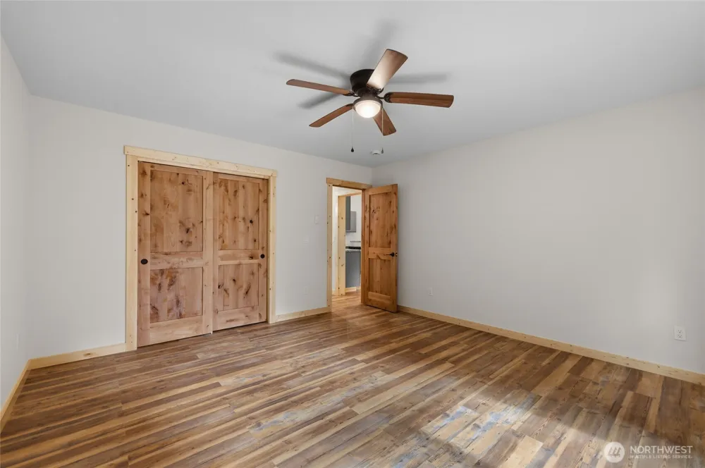 31715 Mount Tahoma Canyon Rd E Ashford, WA 98304