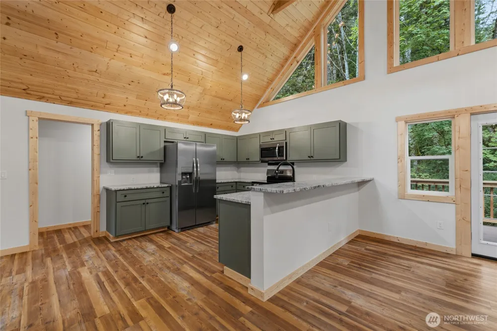31715 Mount Tahoma Canyon Rd E Ashford, WA 98304