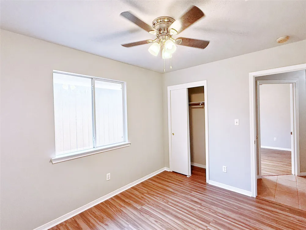 1581 Parkfield Circle Round Rock, TX 78664