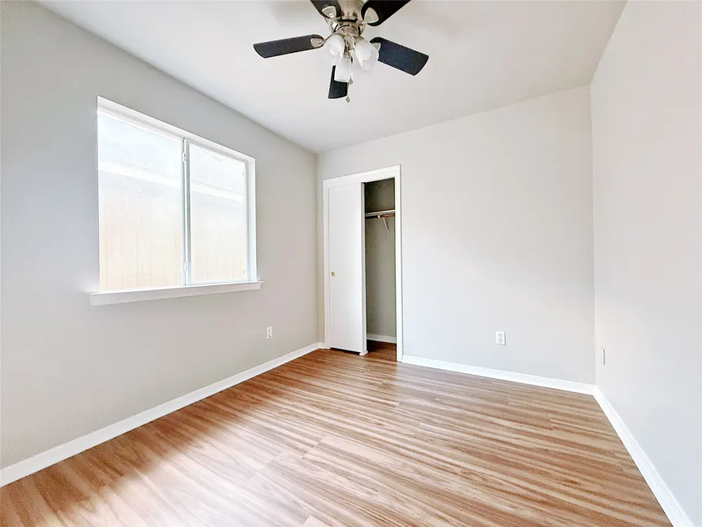 1581 Parkfield Circle Round Rock, TX 78664