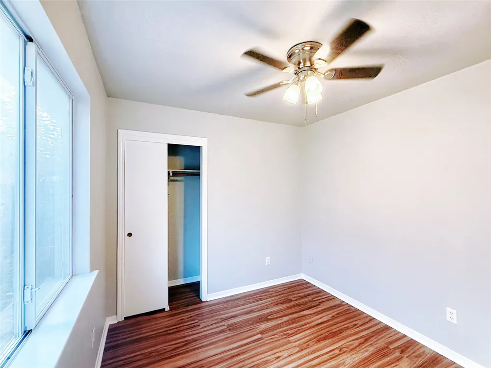 1581 Parkfield Circle Round Rock, TX 78664