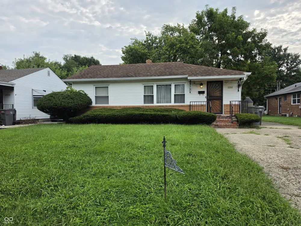 3707 Dequincy Street Indianapolis, IN 46218