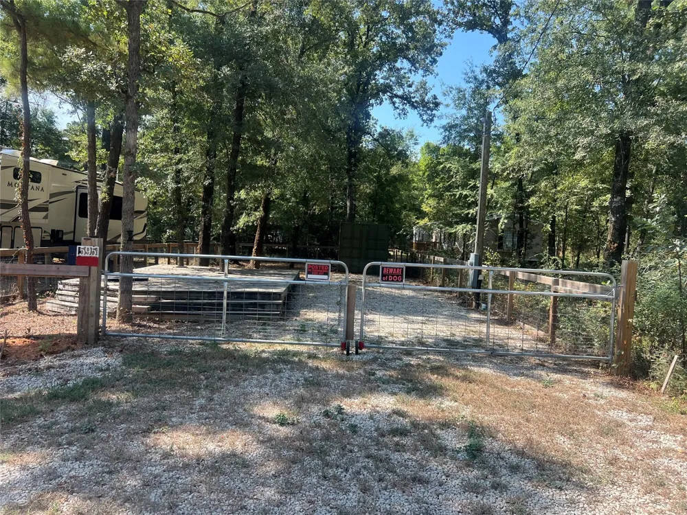 595 Alta Vista Drive Livingston, TX 77351