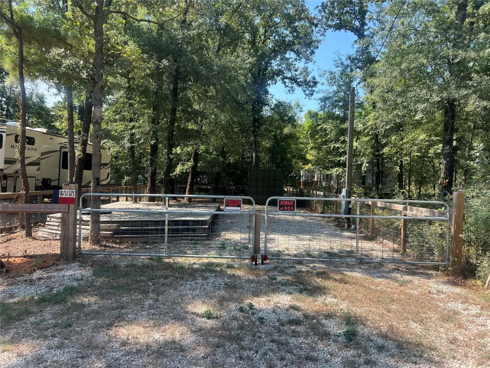 595 Alta Vista Drive Livingston, TX 77351