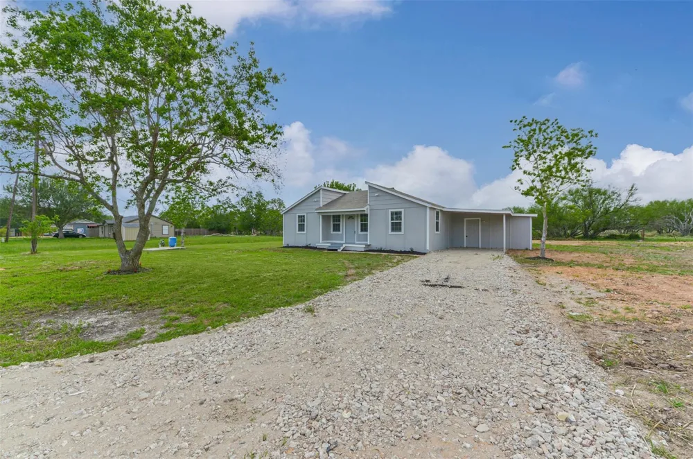 13252 Kanak Street Needville, TX 77461