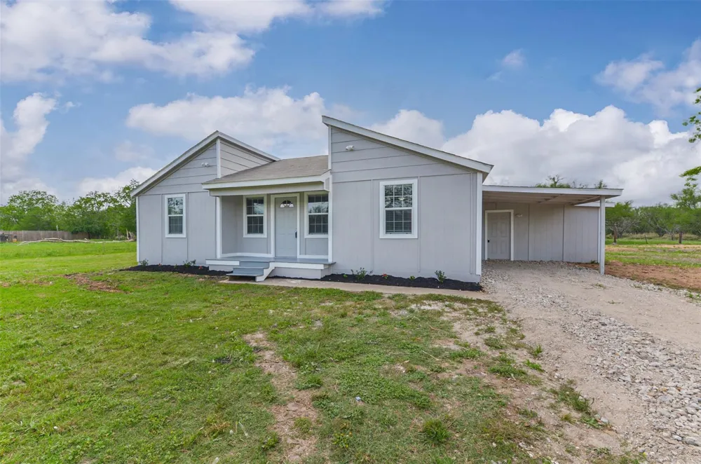 13252 Kanak Street Needville, TX 77461