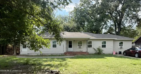 1423 Sunset Circle
