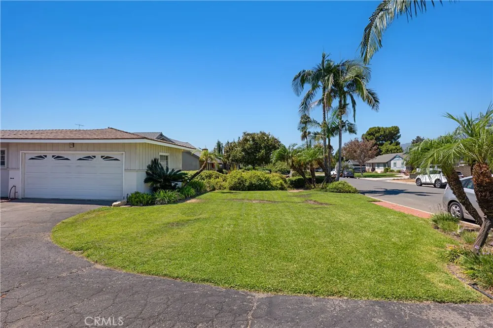 434 E Carroll Glendora, CA 91741