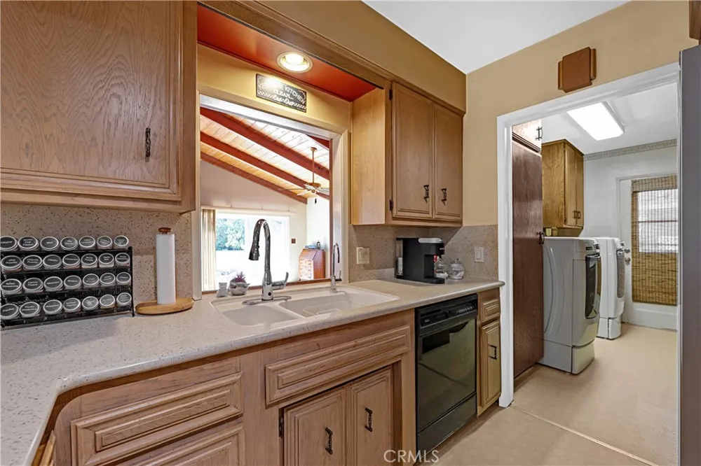 434 E Carroll Glendora, CA 91741