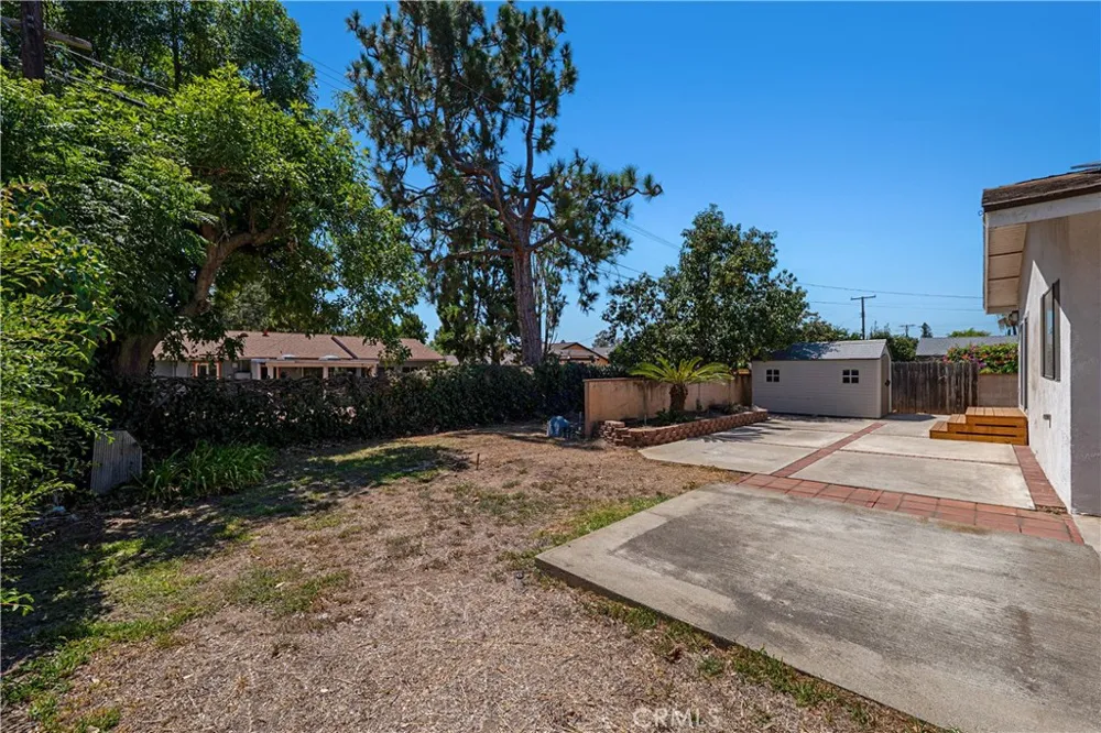 434 E Carroll Glendora, CA 91741