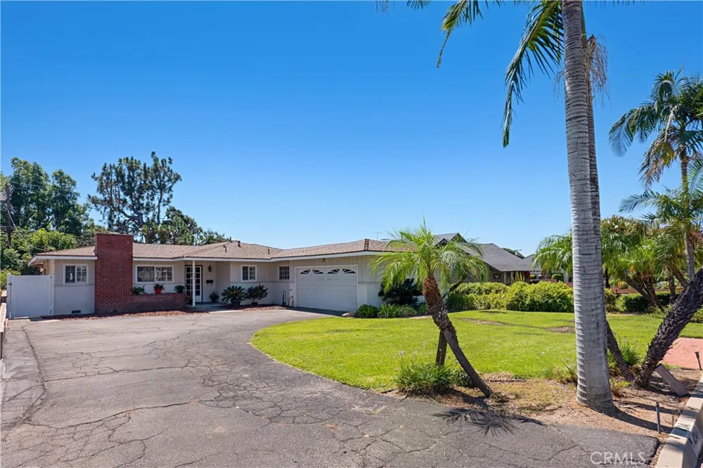 434 E Carroll Glendora, CA 91741