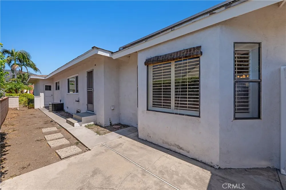 434 E Carroll Glendora, CA 91741