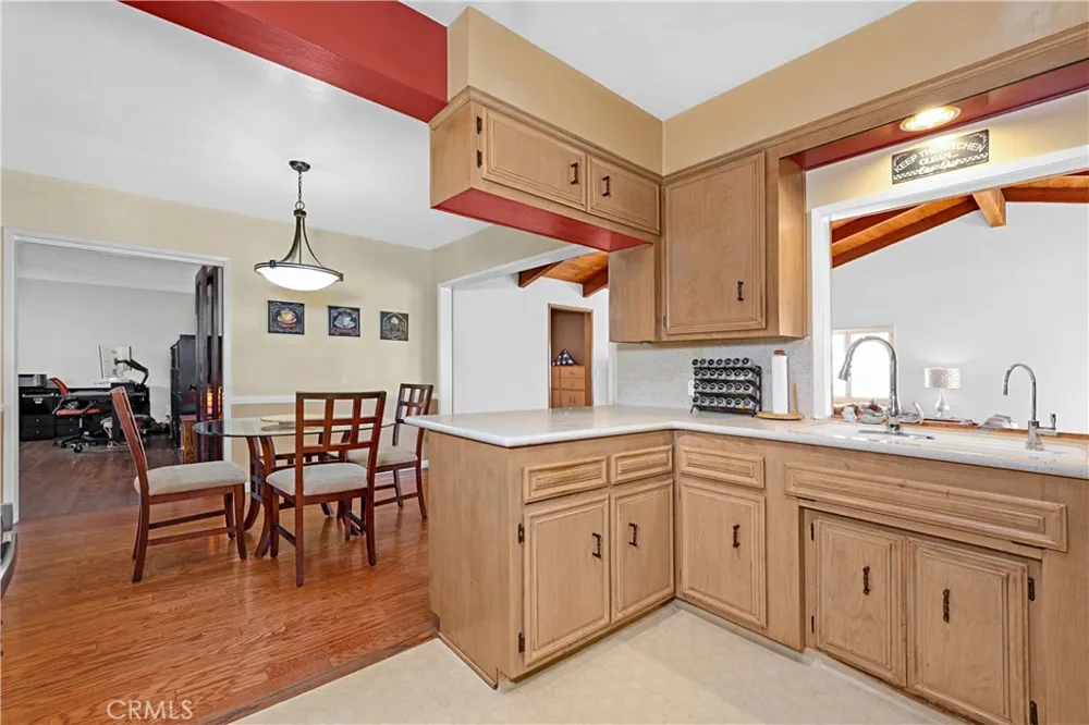 434 E Carroll Glendora, CA 91741