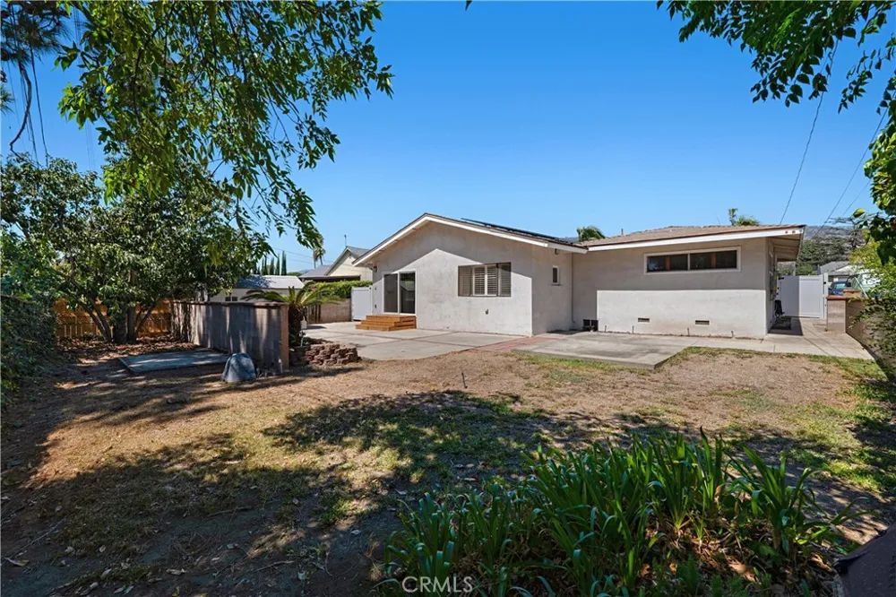 434 E Carroll Glendora, CA 91741