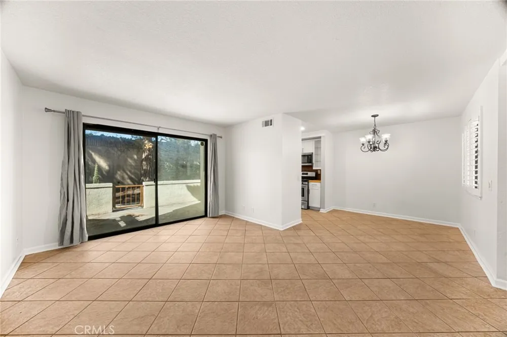 713 Mansfield Drive Claremont, CA 91711
