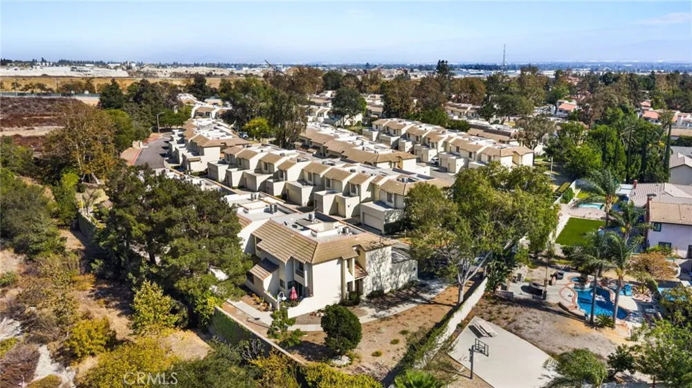 713 Mansfield Drive Claremont, CA 91711