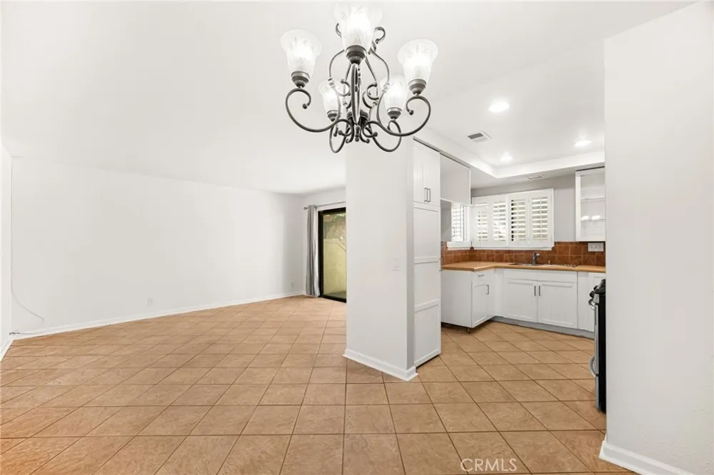 713 Mansfield Drive Claremont, CA 91711