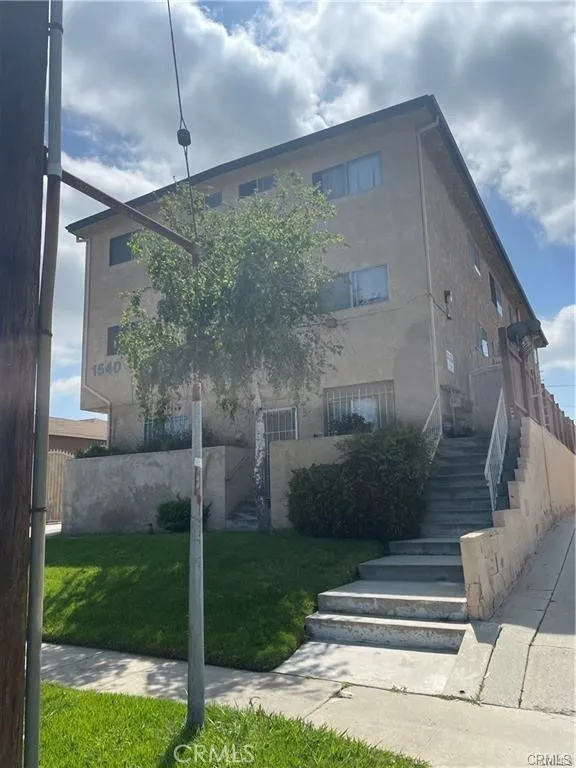 1540 Torrance Los Angeles, CA 90501