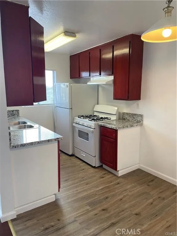 1540 Torrance Los Angeles, CA 90501