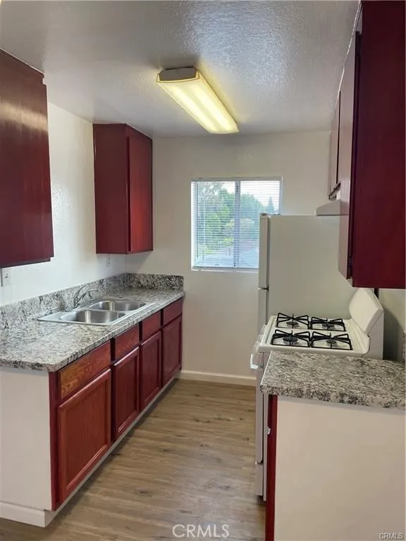 1540 Torrance Los Angeles, CA 90501